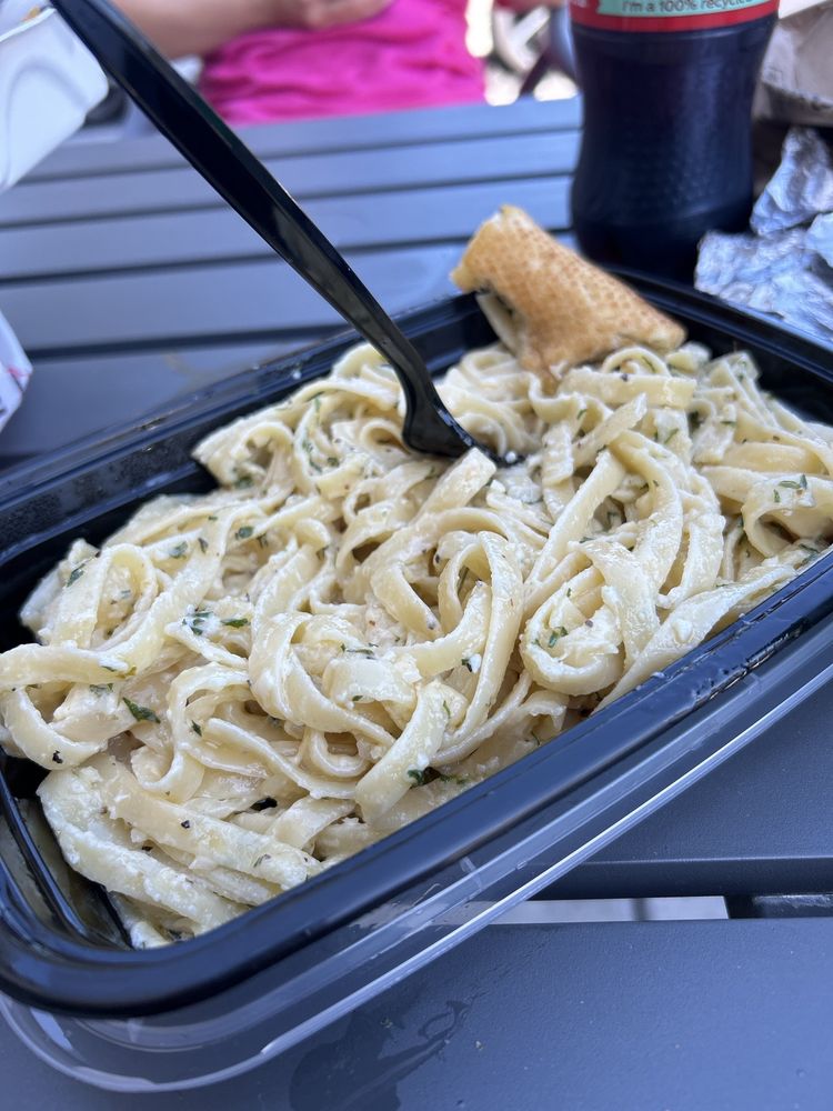 New%20York%20Pizza%20&%20Pasta